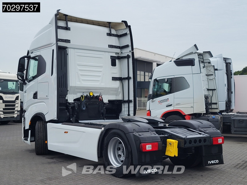 Iveco S-Way 580 4X2 NEW! 2x Tanks Standklima Navi ACC LED Euro 6 - Trekkvogn: bilde 2 Iveco S-Way 580 4X2 NEW! 2x Tanks Standklima Navi ACC LED Euro 6 - Trekkvogn: bilde 2