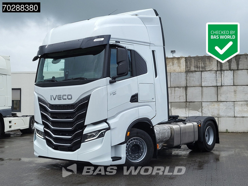 Iveco S-way 580 4X2 NEW! 2x Tanks Navi ACC Standklima - Trekkvogn: bilde 1 Iveco S-way 580 4X2 NEW! 2x Tanks Navi ACC Standklima - Trekkvogn: bilde 1