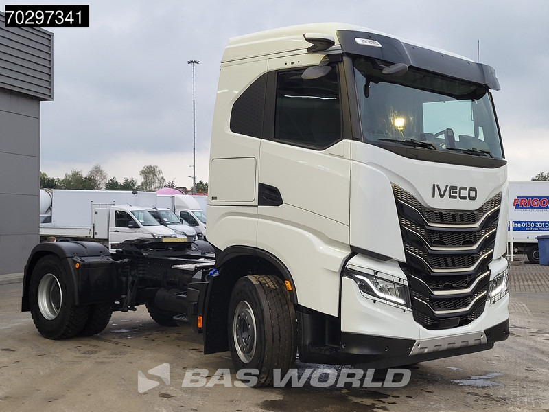 Iveco X-Way 500 4X2 NEW! Retarder Big-Axle Standklima MirrorCam Navi LED ACC Euro 6 - Trekkvogn: bilde 3 Iveco X-Way 500 4X2 NEW! Retarder Big-Axle Standklima MirrorCam Navi LED ACC Euro 6 - Trekkvogn: bilde 3