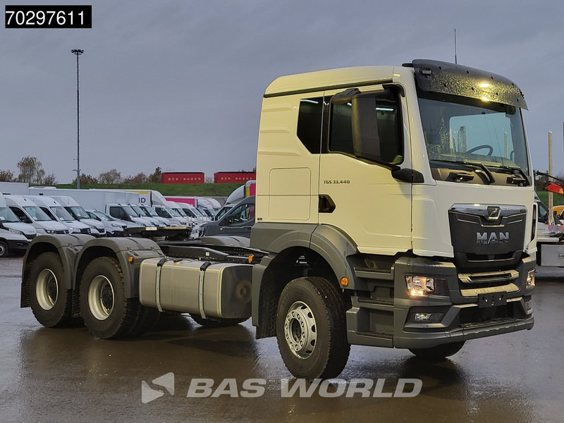 MAN TGS 33.440 6X4 NEW! TN Manual Full-Steel Big-Axle Drumbrakes Euro 2 - Trekkvogn: bilde 3 MAN TGS 33.440 6X4 NEW! TN Manual Full-Steel Big-Axle Drumbrakes Euro 2 - Trekkvogn: bilde 3