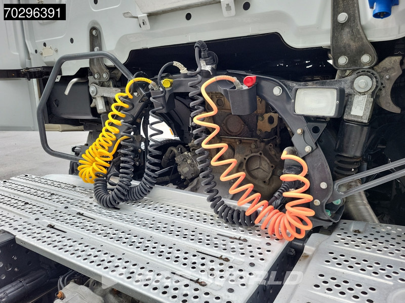 Trekkvogn Mercedes-Benz Actros 1942 4X2 GigaSpace NL-Truck Standairco Navi Euro 6: bilde 15 Trekkvogn Mercedes-Benz Actros 1942 4X2 GigaSpace NL-Truck Standairco Navi Euro 6: bilde 15