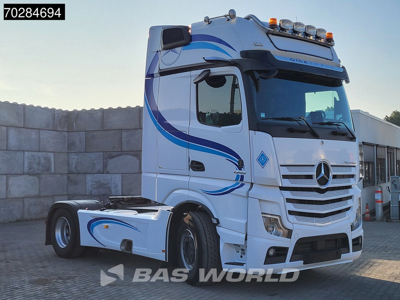 Mercedes-Benz Actros 1945 4X2 GigaSpace 2x Tanks Full-Air Navi MirrorCam ACC - Trekkvogn: bilde 3 Mercedes-Benz Actros 1945 4X2 GigaSpace 2x Tanks Full-Air Navi MirrorCam ACC - Trekkvogn: bilde 3