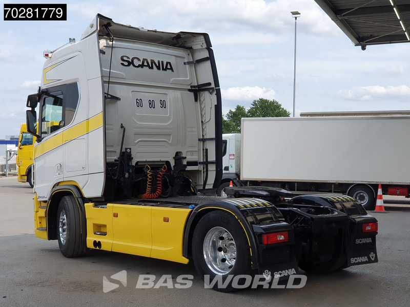 Scania R520 4X2 Full-Air Retarder 2x Tanks Standklima Leather Alcoa's - Trekkvogn: bilde 2 Scania R520 4X2 Full-Air Retarder 2x Tanks Standklima Leather Alcoa's - Trekkvogn: bilde 2