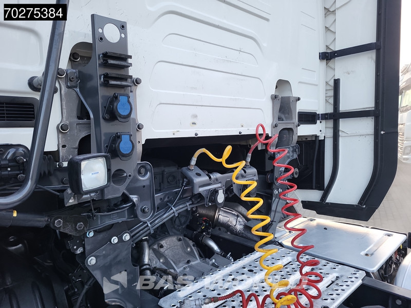 Scania S460 4X2 Retarder Euro 6 ACC 2x Tanks - Trekkvogn: bilde 5 Scania S460 4X2 Retarder Euro 6 ACC 2x Tanks - Trekkvogn: bilde 5