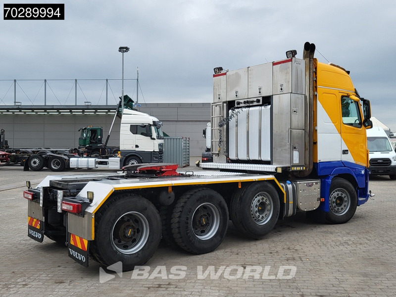 Volvo FH16 700 FH16 8X4 90T! Retarder Big-Axle Lift+Lenkachse Euro 5 - Trekkvogn: bilde 5 Volvo FH16 700 FH16 8X4 90T! Retarder Big-Axle Lift+Lenkachse Euro 5 - Trekkvogn: bilde 5