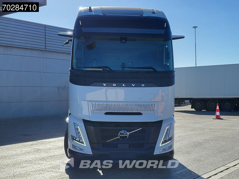 Volvo FH 62 R AERO 6X2 NEW Horsetruck chassis Lift+Lenkachse Dynamic Steering Mirror cam Euro 6 - Chassis lastebil: bilde 5 Volvo FH 62 R AERO 6X2 NEW Horsetruck chassis Lift+Lenkachse Dynamic Steering Mirror cam Euro 6 - Chassis lastebil: bilde 5