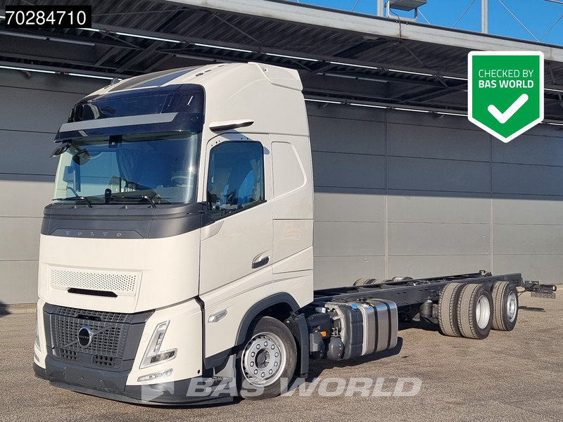 Volvo FH 62 R AERO 6X2 NEW Horsetruck chassis Lift+Lenkachse Dynamic Steering Mirror cam Euro 6 - Chassis lastebil: bilde 1 Volvo FH 62 R AERO 6X2 NEW Horsetruck chassis Lift+Lenkachse Dynamic Steering Mirror cam Euro 6 - Chassis lastebil: bilde 1