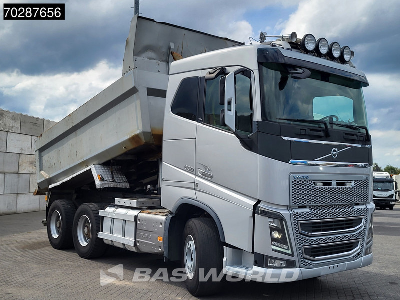 Volvo FH16 650 FH16 6X4 12m3 tipper Big-Axle Automatic Xenon Euro 6 - Tippbil: bilde 3 Volvo FH16 650 FH16 6X4 12m3 tipper Big-Axle Automatic Xenon Euro 6 - Tippbil: bilde 3