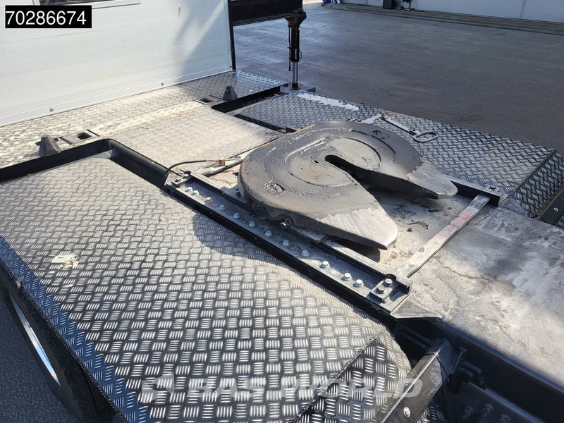 Volvo FH16 650 FH16 8X2 HMF 7020K-RCS Crane + Fly-Jib Lift+Steering-Axle Navi LED ACC Euro 6 - Planbil, Kranbil: bilde 3 Volvo FH16 650 FH16 8X2 HMF 7020K-RCS Crane + Fly-Jib Lift+Steering-Axle Navi LED ACC Euro 6 - Planbil, Kranbil: bilde 3