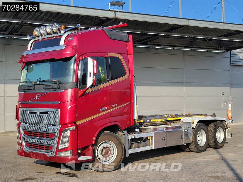 Volvo FH16 700 FH16 6X4 Full Air 20t Hook Xenon Euro 5 - Krokbil: bilde 2 Volvo FH16 700 FH16 6X4 Full Air 20t Hook Xenon Euro 5 - Krokbil: bilde 2