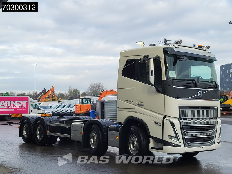 Volvo FH16 750 FH16 8X4 NEW 8x4 chassis! Air suspension Big-Axle Automatic VEB+ Euro 6 - Chassis lastebil: bilde 3 Volvo FH16 750 FH16 8X4 NEW 8x4 chassis! Air suspension Big-Axle Automatic VEB+ Euro 6 - Chassis lastebil: bilde 3