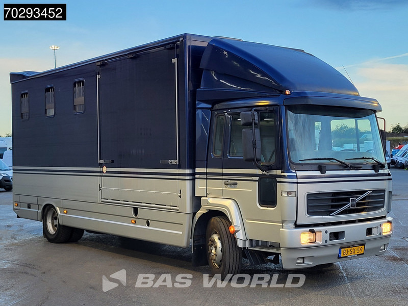 Volvo FL6 180 FL 4X2 NL-Horsetruck 4 Horses Pferdentransport Manual Euro 2 - Dyretransport lastebil: bilde 3 Volvo FL6 180 FL 4X2 NL-Horsetruck 4 Horses Pferdentransport Manual Euro 2 - Dyretransport lastebil: bilde 3