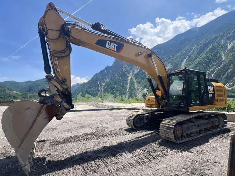 Caterpillar 330F LN - Beltegraver: bilde 1 Caterpillar 330F LN - Beltegraver: bilde 1