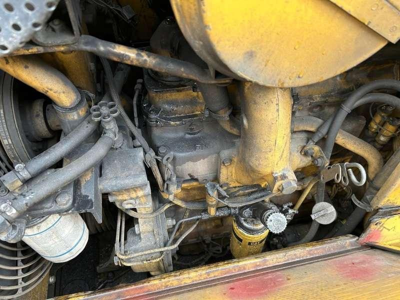 Bulldozer Caterpillar D4H LGP: bilde 18