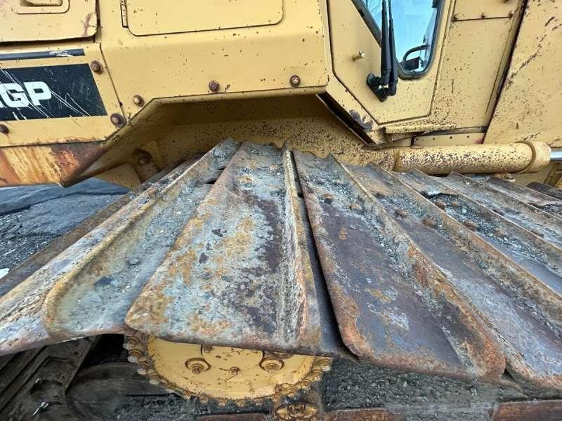 Bulldozer Caterpillar D4H LGP: bilde 36