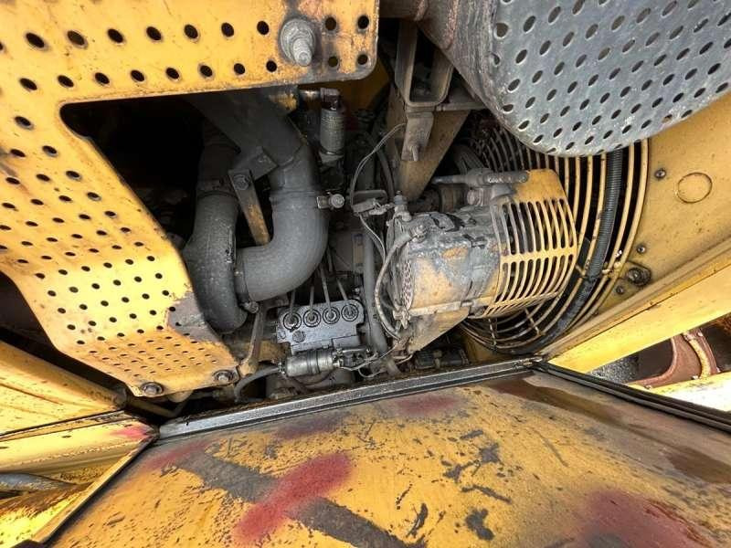 Bulldozer Caterpillar D4H LGP: bilde 21