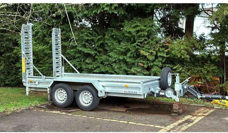 HUBIERE 2 ESSIEUX - Biltilhenger: bilde 1 HUBIERE 2 ESSIEUX - Biltilhenger: bilde 1