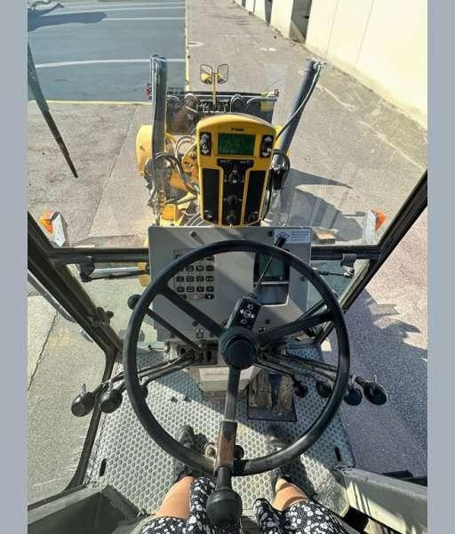 Leie New Holland F106.6A 6X6 MACHINE SUISSE New Holland F106.6A 6X6 MACHINE SUISSE: bilde 11