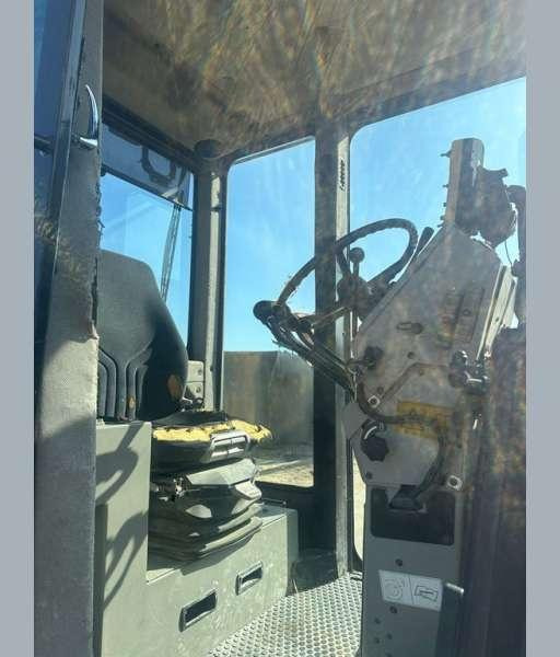 Leie New Holland F106.6A 6X6 MACHINE SUISSE New Holland F106.6A 6X6 MACHINE SUISSE: bilde 8