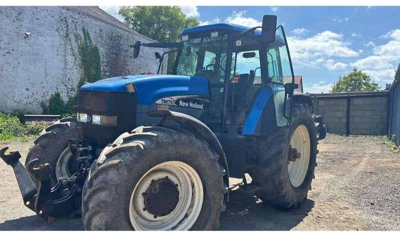 New Holland TM175 - Traktor: bilde 1 New Holland TM175 - Traktor: bilde 1