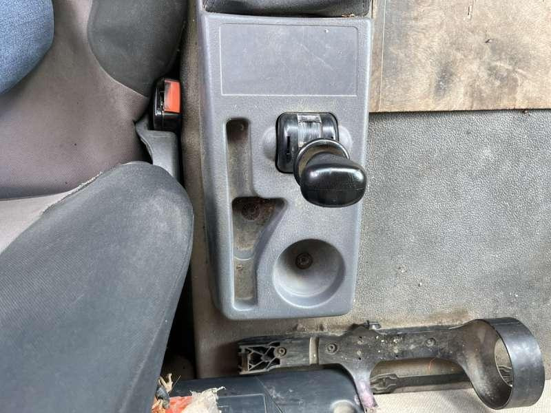 Tankbil Renault MIDLUM 180 DCI: bilde 42
