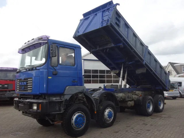 MAN 35.414 8x8 meiller kipper manual diesel pomp - Tippbil: bilde 2 MAN 35.414 8x8 meiller kipper manual diesel pomp - Tippbil: bilde 2
