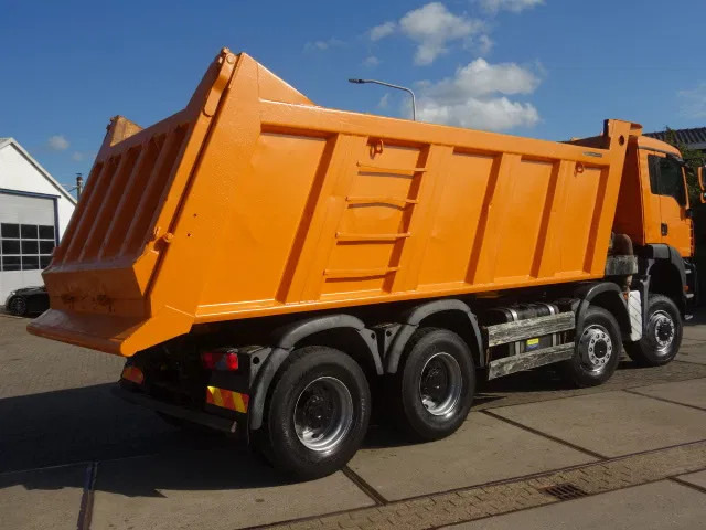 MAN TGA 41-440 8X6 MANUAL GEARBOX 22M3 MEILLER TIPPER - Tippbil: bilde 2 MAN TGA 41-440 8X6 MANUAL GEARBOX 22M3 MEILLER TIPPER - Tippbil: bilde 2