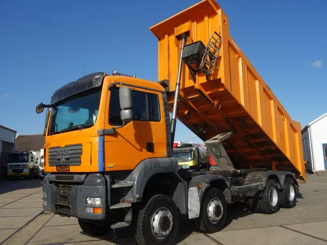 MAN TGA 41-440 8X6 MANUAL GEARBOX 22M3 MEILLER TIPPER - Tippbil: bilde 1 MAN TGA 41-440 8X6 MANUAL GEARBOX 22M3 MEILLER TIPPER - Tippbil: bilde 1