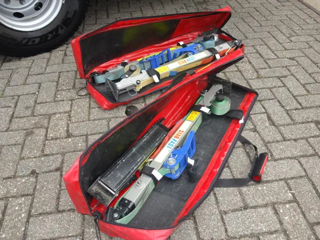 MAN TGM 15.250 FIRE TRUCK,2000 LITER TANK, FOAM TANK, AIRCO,WITH EQUIPMENT - Brannbil: bilde 4 MAN TGM 15.250 FIRE TRUCK,2000 LITER TANK, FOAM TANK, AIRCO,WITH EQUIPMENT - Brannbil: bilde 4