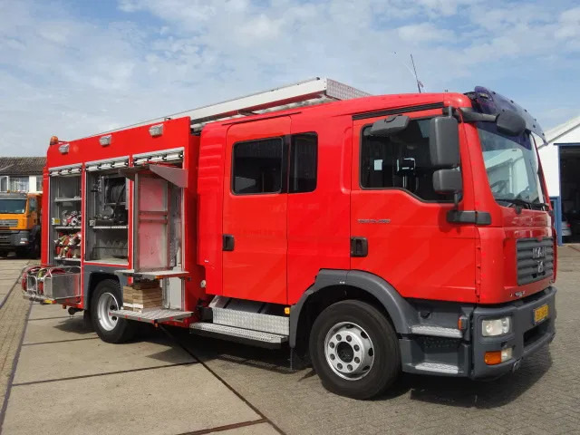 MAN TGM 15.290 15-280 BOMBEROS FIRE TRUCK, 3000 LITER PER MIN - Brannbil: bilde 5 MAN TGM 15.290 15-280 BOMBEROS FIRE TRUCK, 3000 LITER PER MIN - Brannbil: bilde 5
