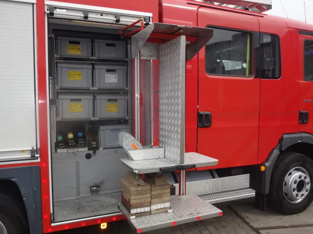 MAN TGM 15.290 15-280 BOMBEROS FIRE TRUCK, 3000 LITER PER MIN - Brannbil: bilde 4 MAN TGM 15.290 15-280 BOMBEROS FIRE TRUCK, 3000 LITER PER MIN - Brannbil: bilde 4