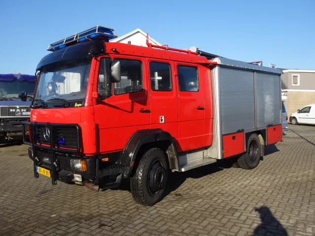 Mercedes-Benz 1124 4x4 ZIEGLER BOMBEROS TRUCK - Brannbil: bilde 1 Mercedes-Benz 1124 4x4 ZIEGLER BOMBEROS TRUCK - Brannbil: bilde 1
