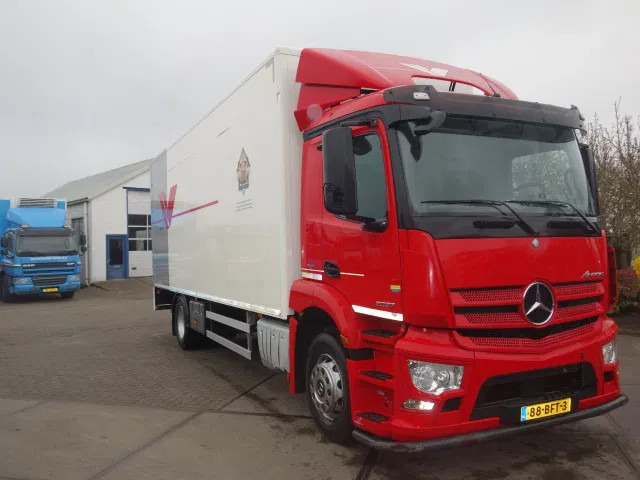 Mercedes-Benz Antos 2027 - Skapbil: bilde 2 Mercedes-Benz Antos 2027 - Skapbil: bilde 2