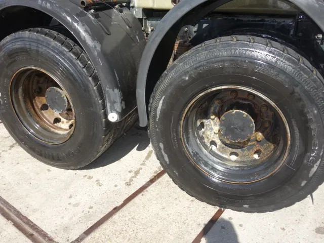 Mercedes-Benz MB 2222 6X4 WATERTANKER WITH PUMP - Tankbil: bilde 4 Mercedes-Benz MB 2222 6X4 WATERTANKER WITH PUMP - Tankbil: bilde 4