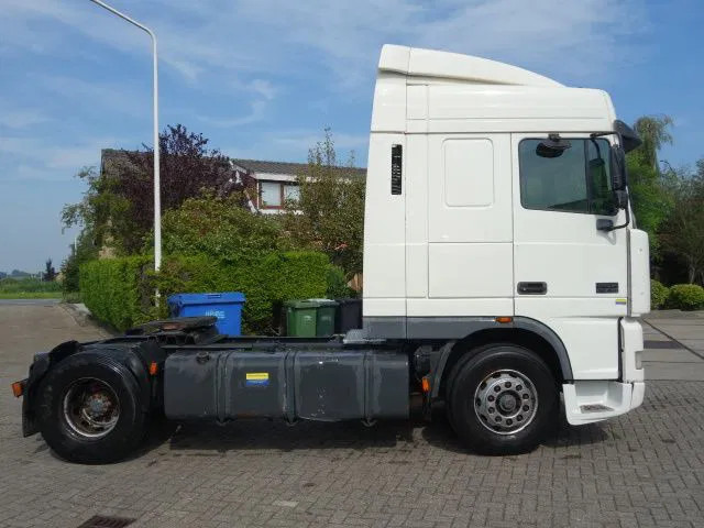 DAF XF 430 EURO3 MANAULE GEAR - Trekkvogn: bilde 3 DAF XF 430 EURO3 MANAULE GEAR - Trekkvogn: bilde 3