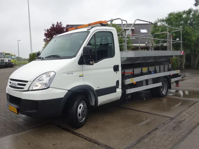 Iveco Daily 40C15 SKY WORKER PLATFORM - Varebil: bilde 2 Iveco Daily 40C15 SKY WORKER PLATFORM - Varebil: bilde 2