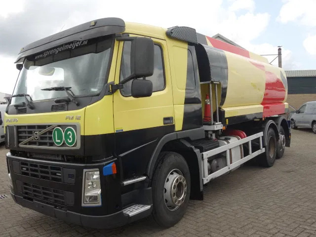Volvo FM 12 18500liter tank,AIRCO,MANUAL GEARBOX - Tankbil: bilde 1 Volvo FM 12 18500liter tank,AIRCO,MANUAL GEARBOX - Tankbil: bilde 1