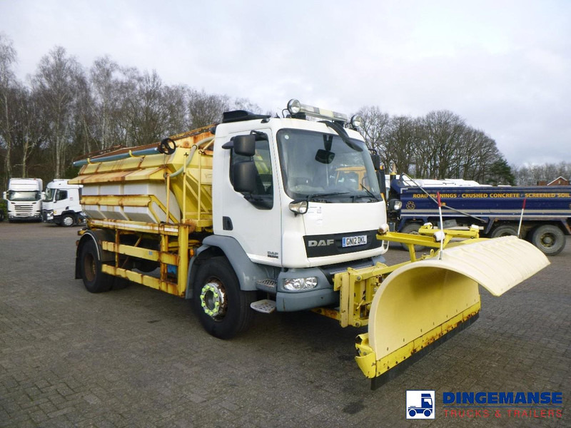 DAF LF 55.220 4X2 RHD salt spreader / gritter - Brøytebil: bilde 2 DAF LF 55.220 4X2 RHD salt spreader / gritter - Brøytebil: bilde 2