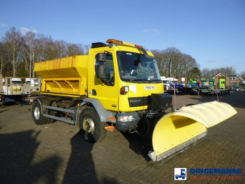 DAF LF 55.220 4x2 RHD gritter / snow plough - Brøytebil: bilde 2 DAF LF 55.220 4x2 RHD gritter / snow plough - Brøytebil: bilde 2