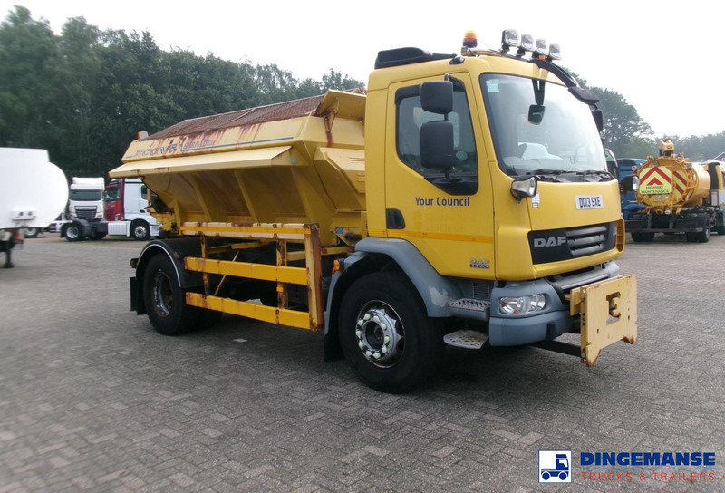 DAF LF 55.250 4X2 RHD gritter - Brøytebil: bilde 2 DAF LF 55.250 4X2 RHD gritter - Brøytebil: bilde 2