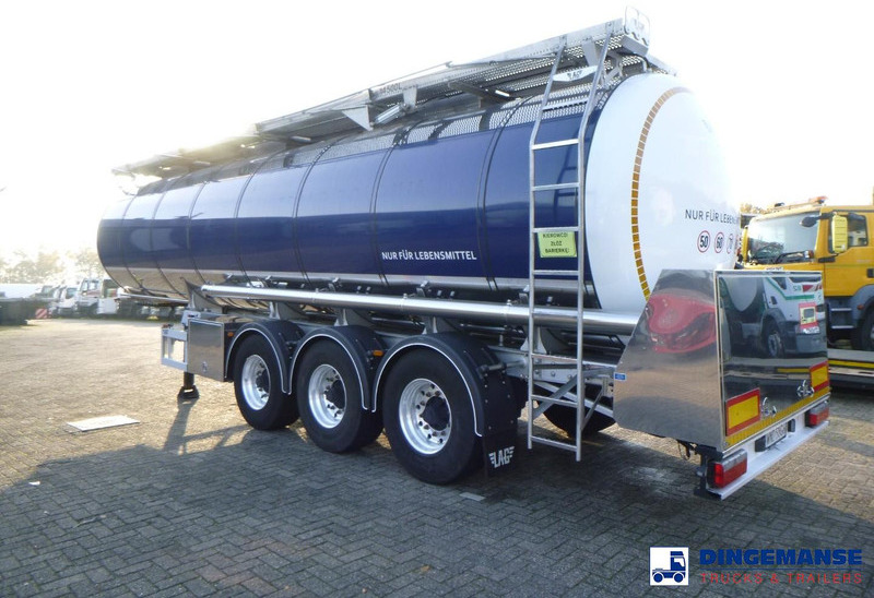 LAG Food tank inox 32m3 / 3 comp + pump + steam heating + webasto - Tanksemi: bilde 3 LAG Food tank inox 32m3 / 3 comp + pump + steam heating + webasto - Tanksemi: bilde 3