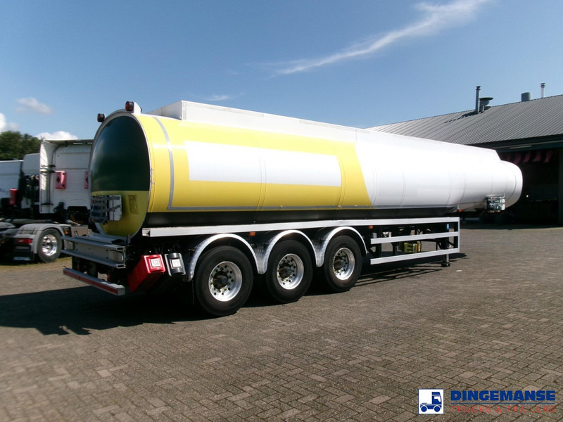 Lakeland Fuel tank alu 43 m3 / 6 comp - Tanksemi: bilde 3 Lakeland Fuel tank alu 43 m3 / 6 comp - Tanksemi: bilde 3