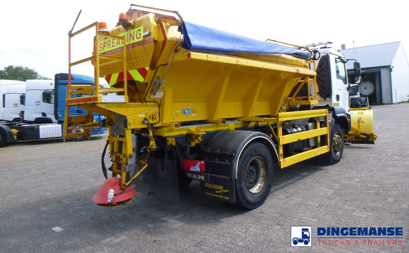 MAN TGM 18.290 4X4 RHD gritter / snow plough - Brøytebil: bilde 4 MAN TGM 18.290 4X4 RHD gritter / snow plough - Brøytebil: bilde 4
