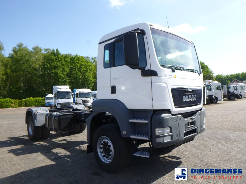 MAN TGS 19.360 4X2 BBS manual Euro 2 chassis + PTO - Chassis lastebil: bilde 2 MAN TGS 19.360 4X2 BBS manual Euro 2 chassis + PTO - Chassis lastebil: bilde 2