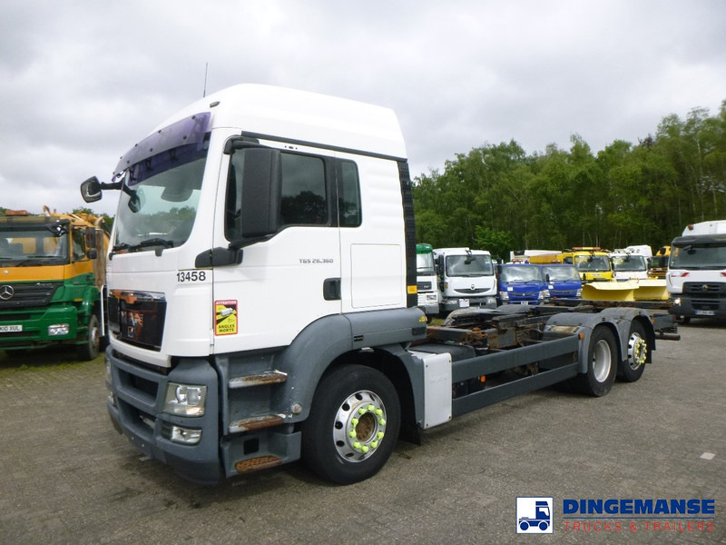 MAN TGS 26.360 Euro 5 6x2 chassis 20 ft + ADR - Chassis lastebil: bilde 1 MAN TGS 26.360 Euro 5 6x2 chassis 20 ft + ADR - Chassis lastebil: bilde 1