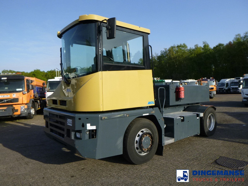 MOL RM 255 4X4 terminal drawbar tractor 150 ton - Terminaltraktor: bilde 1 MOL RM 255 4X4 terminal drawbar tractor 150 ton - Terminaltraktor: bilde 1