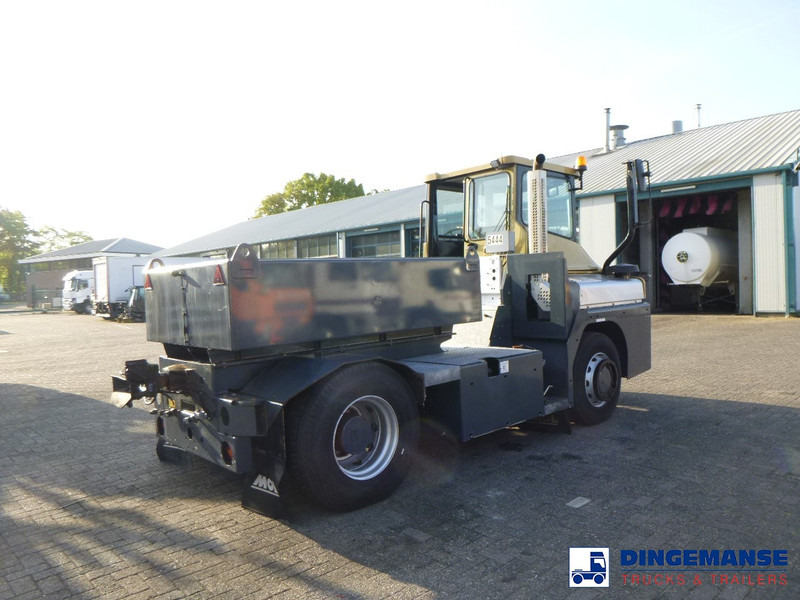 MOL RM 255 4X4 terminal drawbar tractor 150 ton - Terminaltraktor: bilde 4 MOL RM 255 4X4 terminal drawbar tractor 150 ton - Terminaltraktor: bilde 4