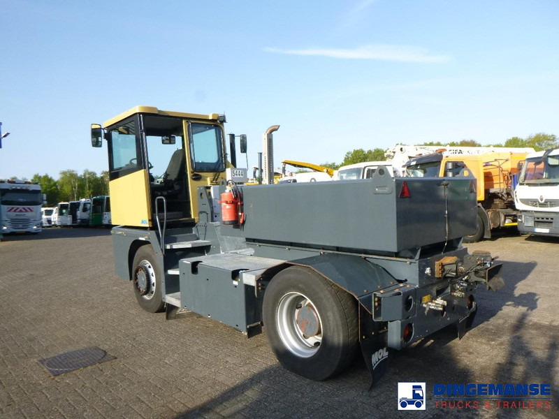MOL RM 255 4X4 terminal drawbar tractor 150 ton - Terminaltraktor: bilde 3 MOL RM 255 4X4 terminal drawbar tractor 150 ton - Terminaltraktor: bilde 3