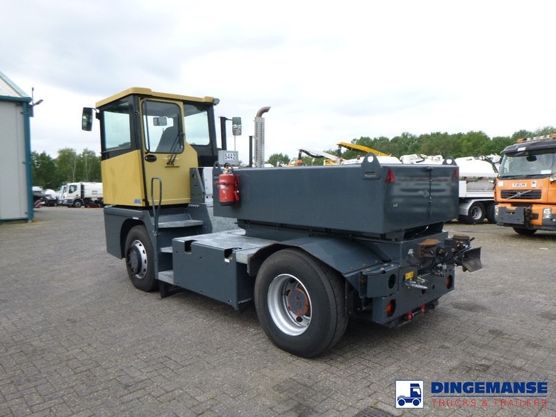 MOL RM 255 4X4 terminal drawbar tractor 150 ton - Terminaltraktor: bilde 3 MOL RM 255 4X4 terminal drawbar tractor 150 ton - Terminaltraktor: bilde 3