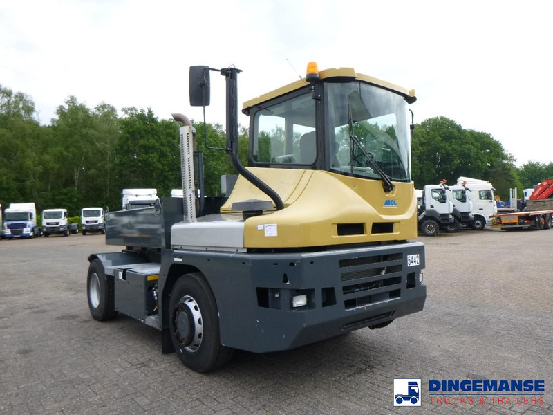 MOL RM 255 4X4 terminal drawbar tractor 150 ton - Terminaltraktor: bilde 2 MOL RM 255 4X4 terminal drawbar tractor 150 ton - Terminaltraktor: bilde 2